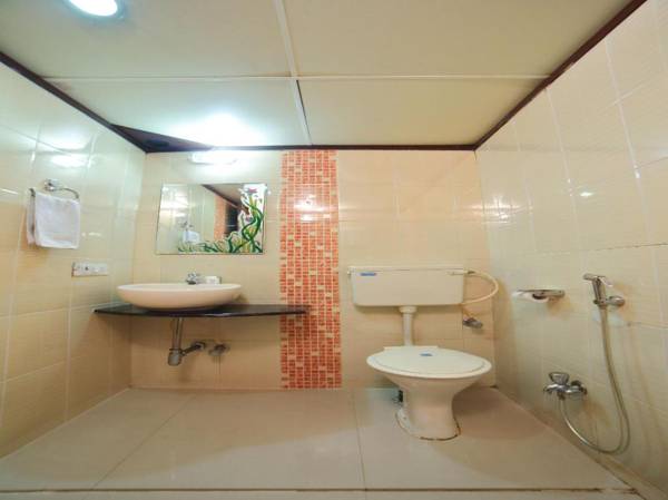 OYO 8760 Hotel Arma Residency