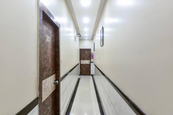 OYO 11511 Hotel Embassy Grand