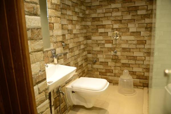 Hotel Malad Inn