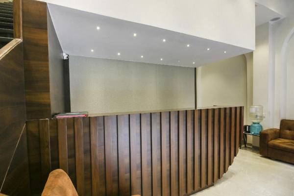 Hotel Flora Suites