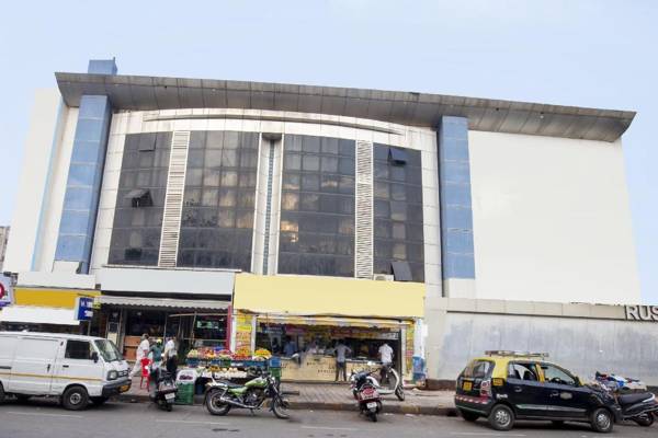 Capital O 77295 Hotel Bansidhar Bhuvan