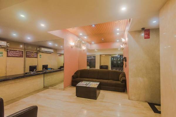 OYO Flagship 685 Hotel Jayshree Domestic Airport