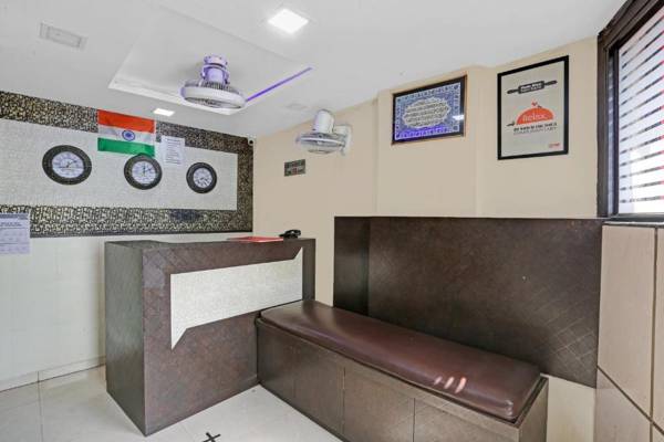 OYO 84398 Maroshi Residency