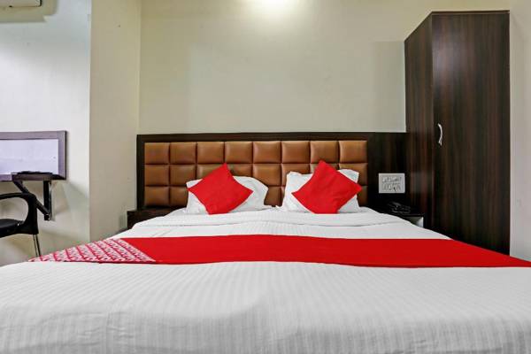 OYO Flagship 84617 Hotel Galaxy Suite