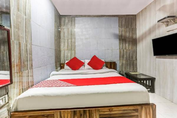 OYO 85821 Hotel M Residency