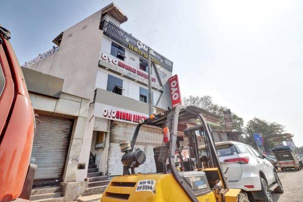 OYO 87230 Mumbai Residency
