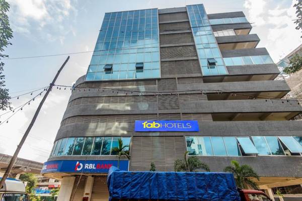 FabHotel Empire Suite