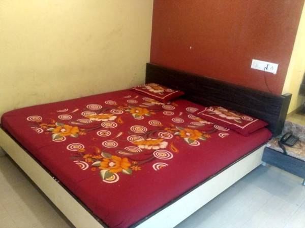 Hotel Om Sai Chattra Icon Residency
