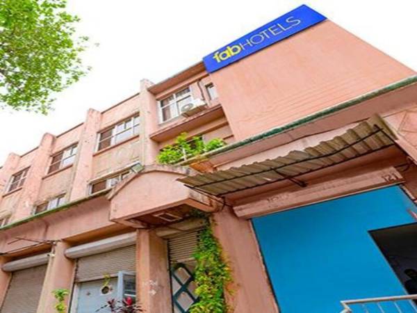 FabHotel Divine Residency