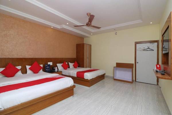 OYO 16395 Hotel G K Palace