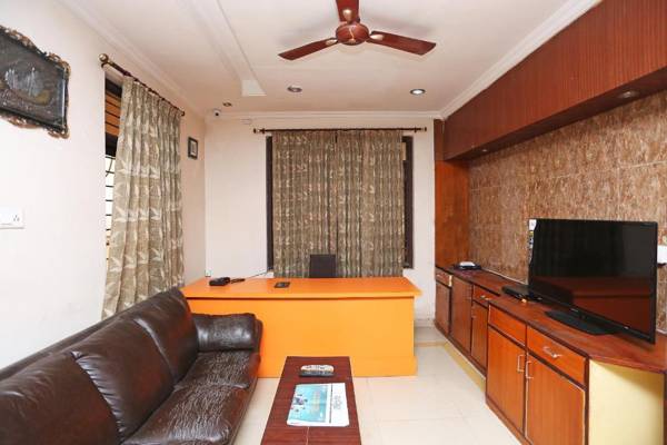 OYO Flagship 4877 ARADHYA RESIDENCY