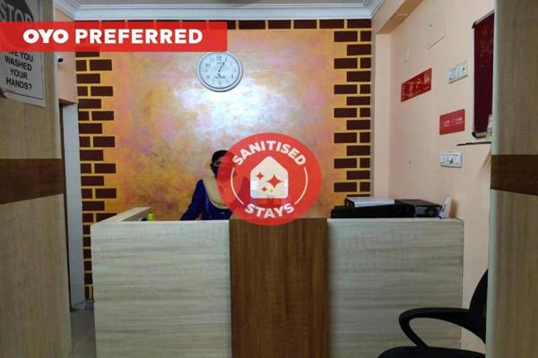 OYO 16631 The Greenstar Inn