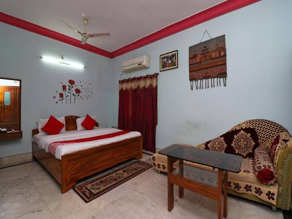 OYO 42615 Mayurika Guest House