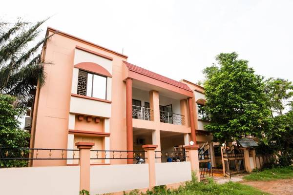OYO HOME 81551 Pleasant stay near Airport