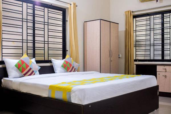 Vaccinated Staff- OYO 78102 SSV303