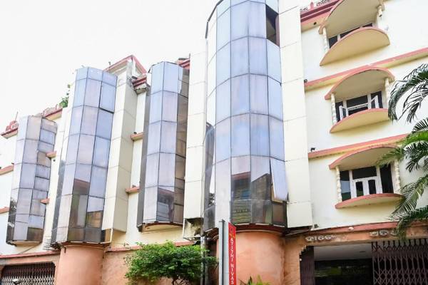 OYO Flagship 83589 Hotel New Atithinivas