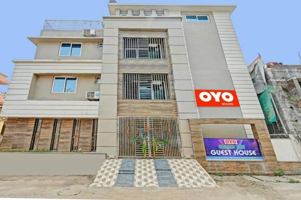 OYO 87970 Ayush In Guest House