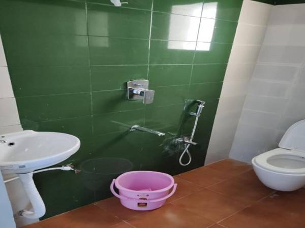 Capital O 93025 Patra Residency