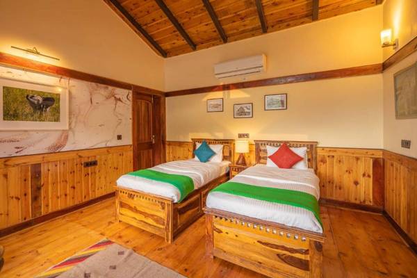 StayVista at Cottage On The Lake