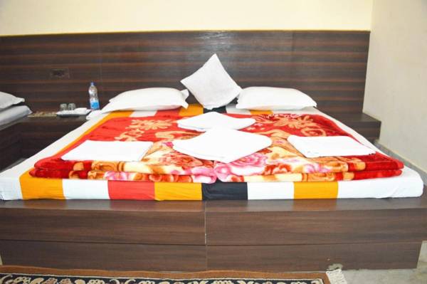 Hotel Goverdhan Tourist Complex