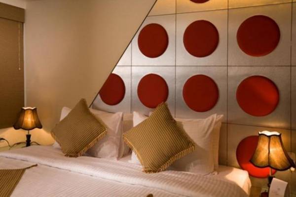 The Nines Business Hotel