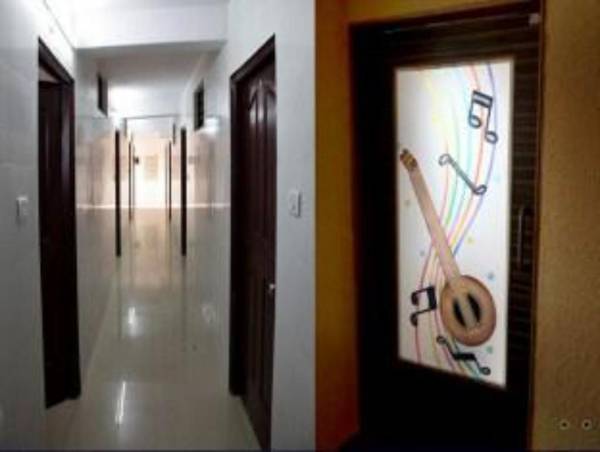 Hotel Royal Residency