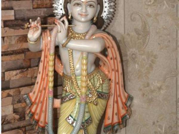 Hotel Royal Deluxe Shades