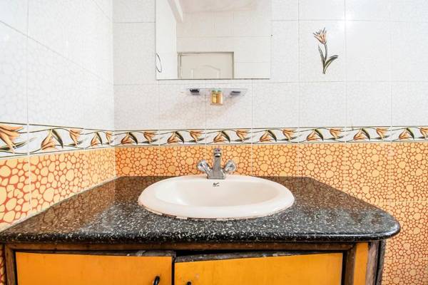 FabExpress Oriental Suites BTM Layout