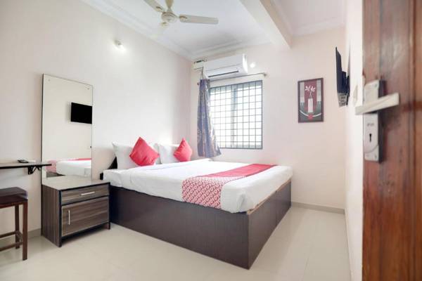 OYO Flagship 29293 Athithi Comforts