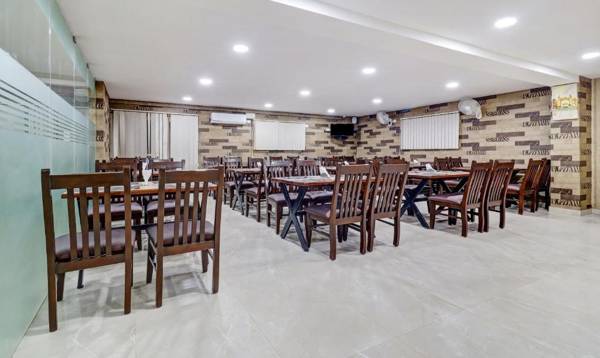 Treebo Trend The White Tree Hope Farm Junction