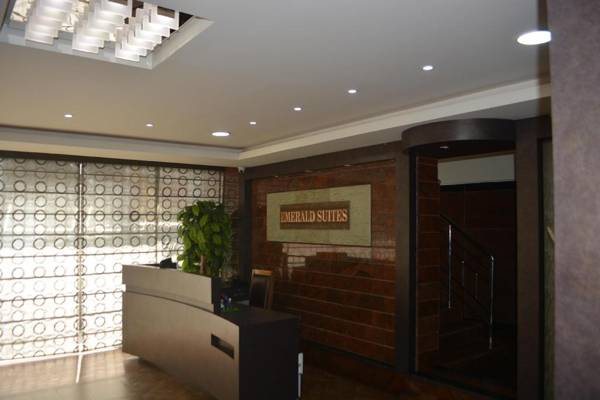 Emerald Suites by Kallate