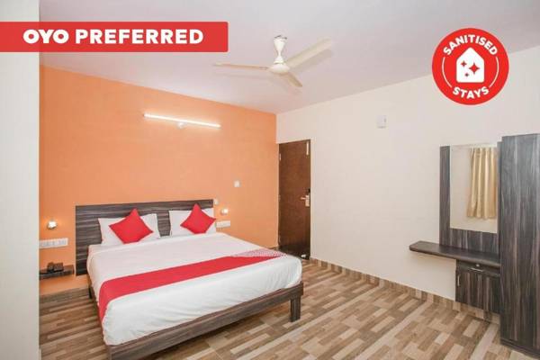 OYO 10480 Hotel PMR