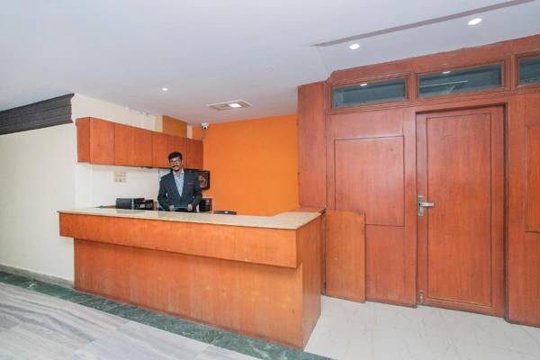 OYO Flagship 77157 Puttana Chetty Townhall