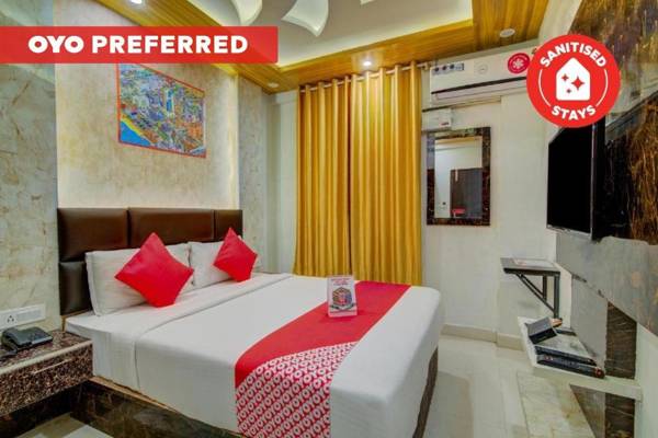 OYO 11915 Varcity Park