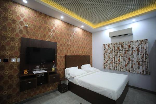 Domus Regency by ShriGo Hotels