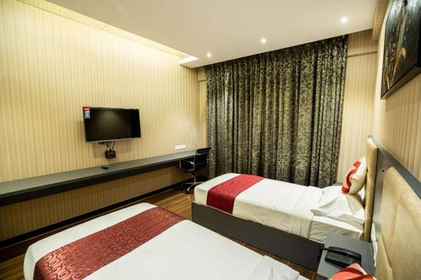 Grand Seasons -The Business Hotel