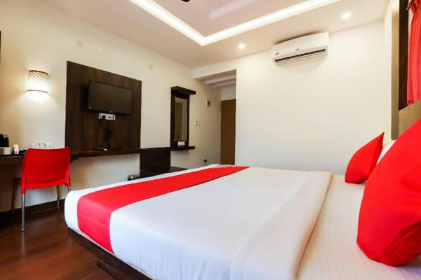 Capital O 62579 Royal Wood Premier