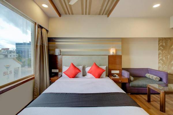 CAPITAL O75688 Hotel The Berry's