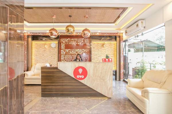 OYO Flagship 77727 Hotel Blue Bell