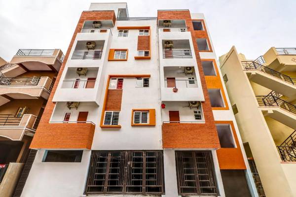 OYO 78899 Exotic Stay BG Road