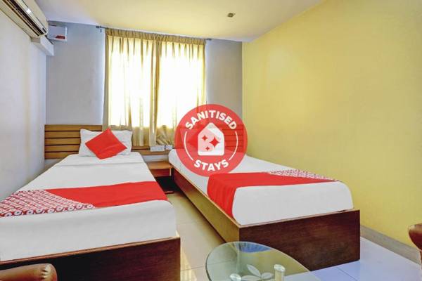 OYO 79381 Dm Residency