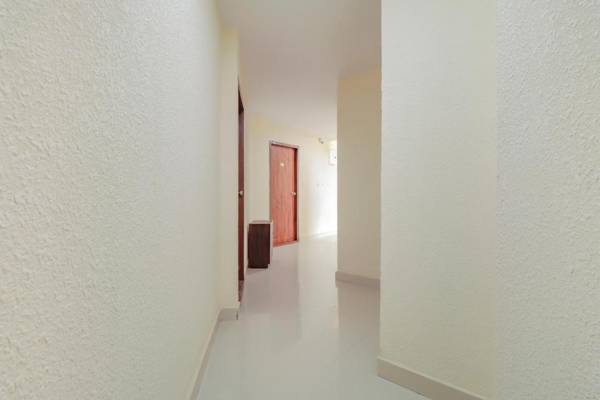 OYO Flagship 80044 Royal Wood Deluxe