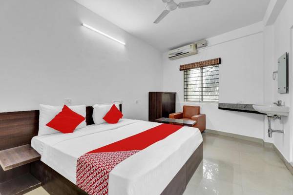 OYO Flagship 83590 Cn Sai Comforts