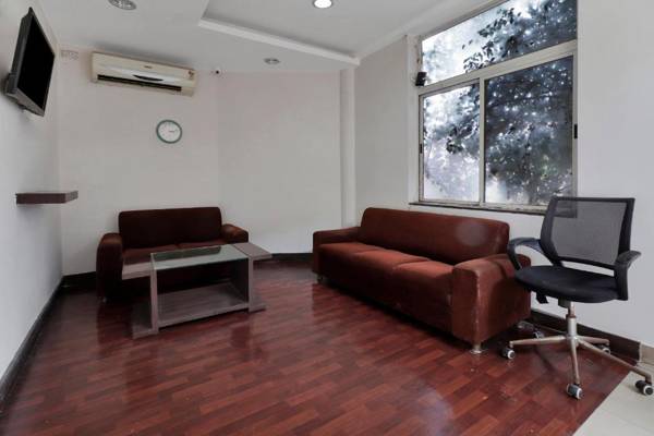 Workspace - OYO Flagship 83590 Cn Sai Comforts