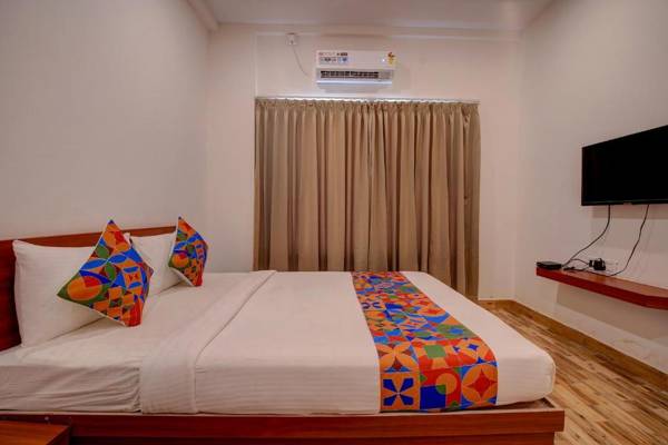 FabHotel Sri Udupi Park