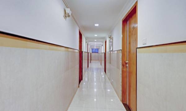 Treebo Trend Hotel Suraksha Inn