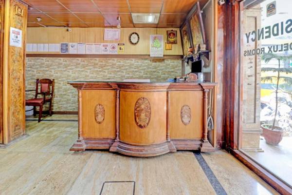 OYO 87278 Royal Grand Residency