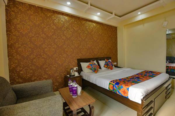 FabHotel Emerald Inn