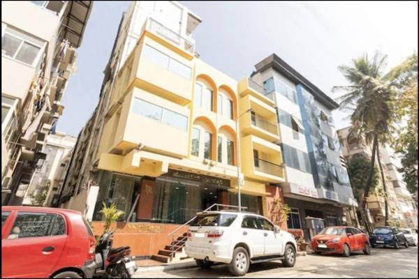Hotel Pulikeshi