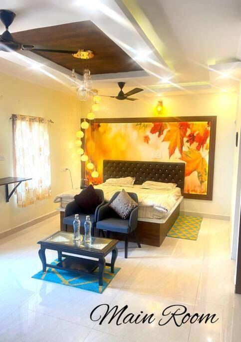 Vibrant Luxury Bedroom near Electronic City